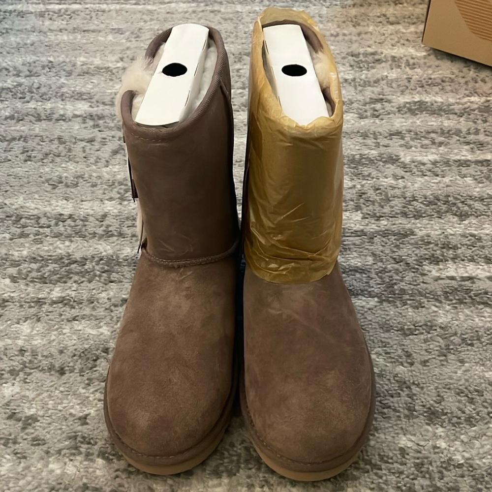 BRAND NEW Koolaburra By UGG Brown Boots